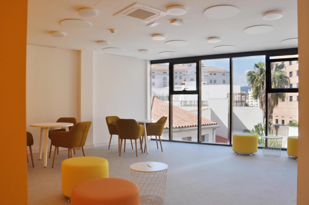 Residencia Universitaria Resa Malaga Centro Exterior photo